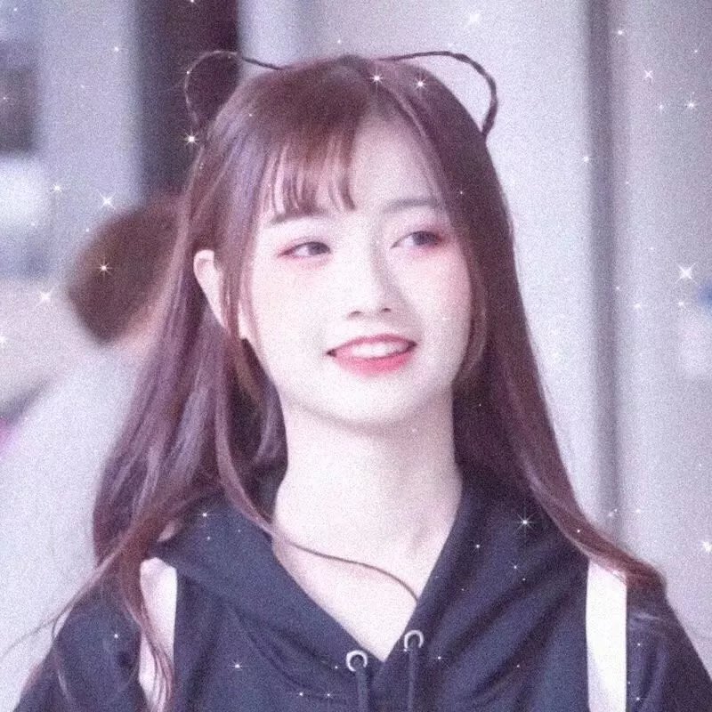 三女性